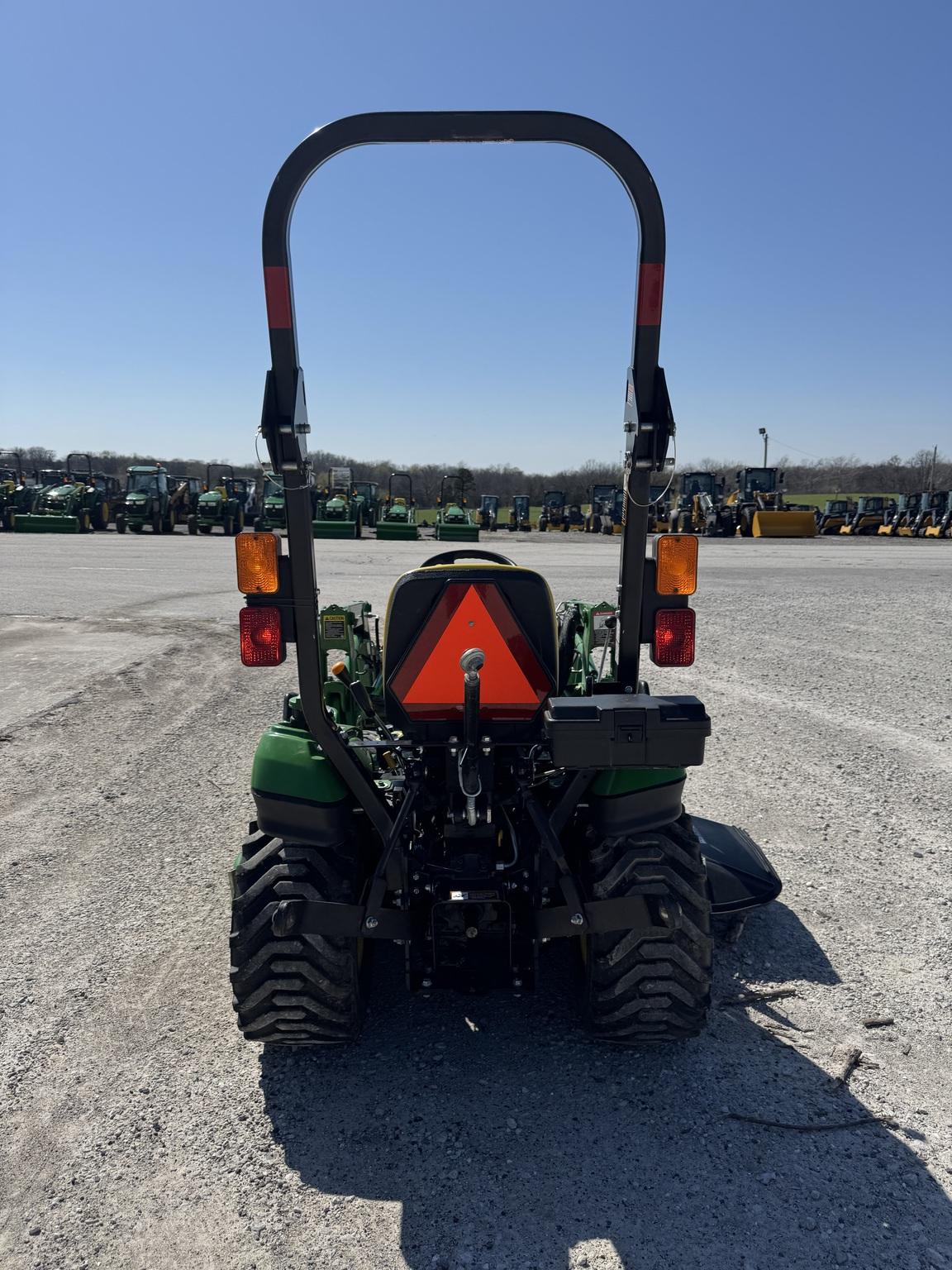 2016 John Deere 1023E Image