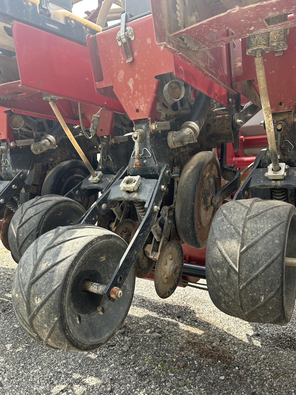 2005 Case IH 1200 Image