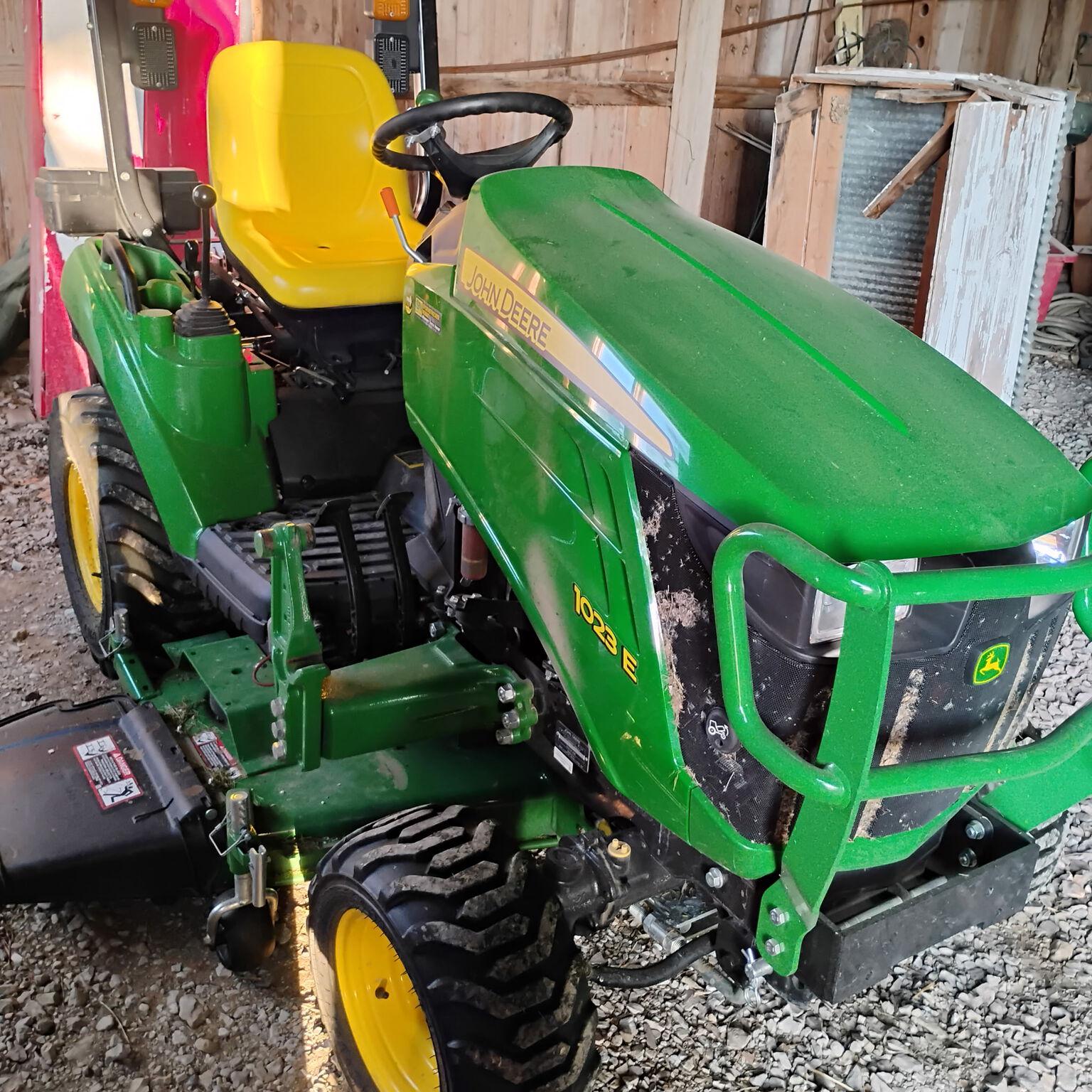2022 John Deere 1023E Image