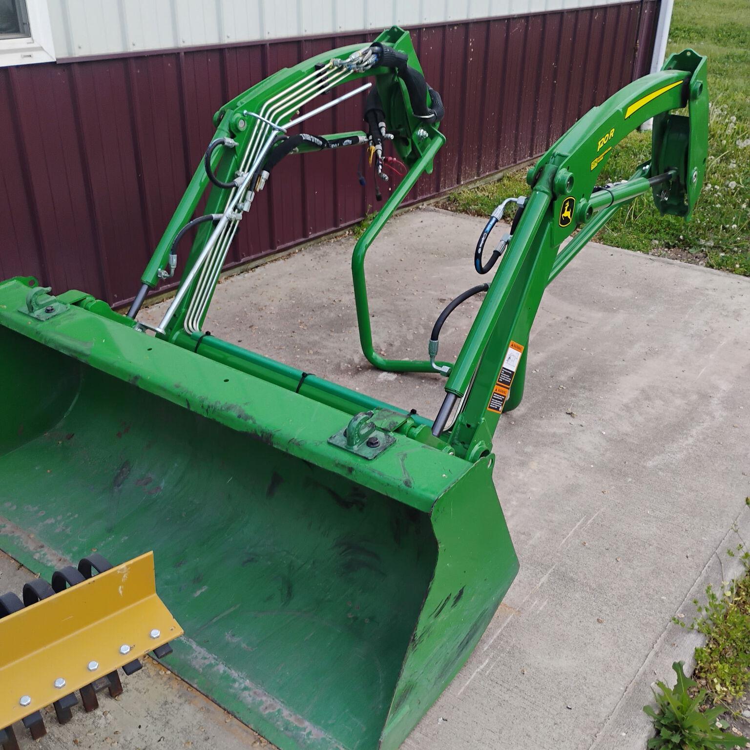2022 John Deere 1023E Image