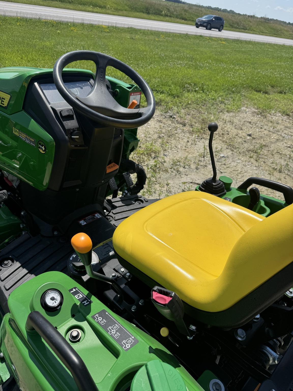 2022 John Deere 1023E Image
