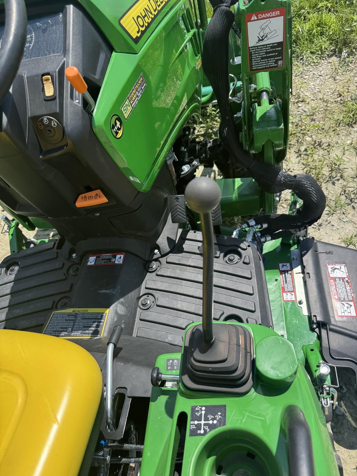 2022 John Deere 1023E Image