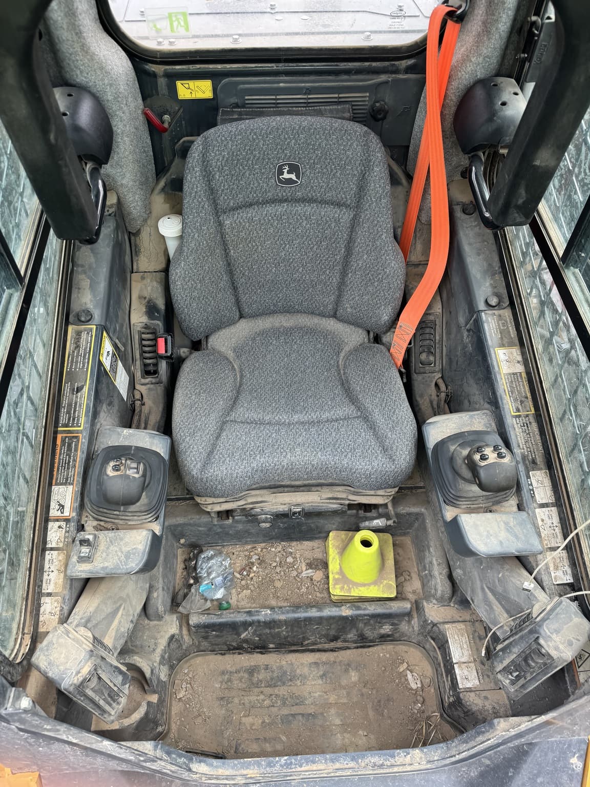 2023 John Deere 331G Image