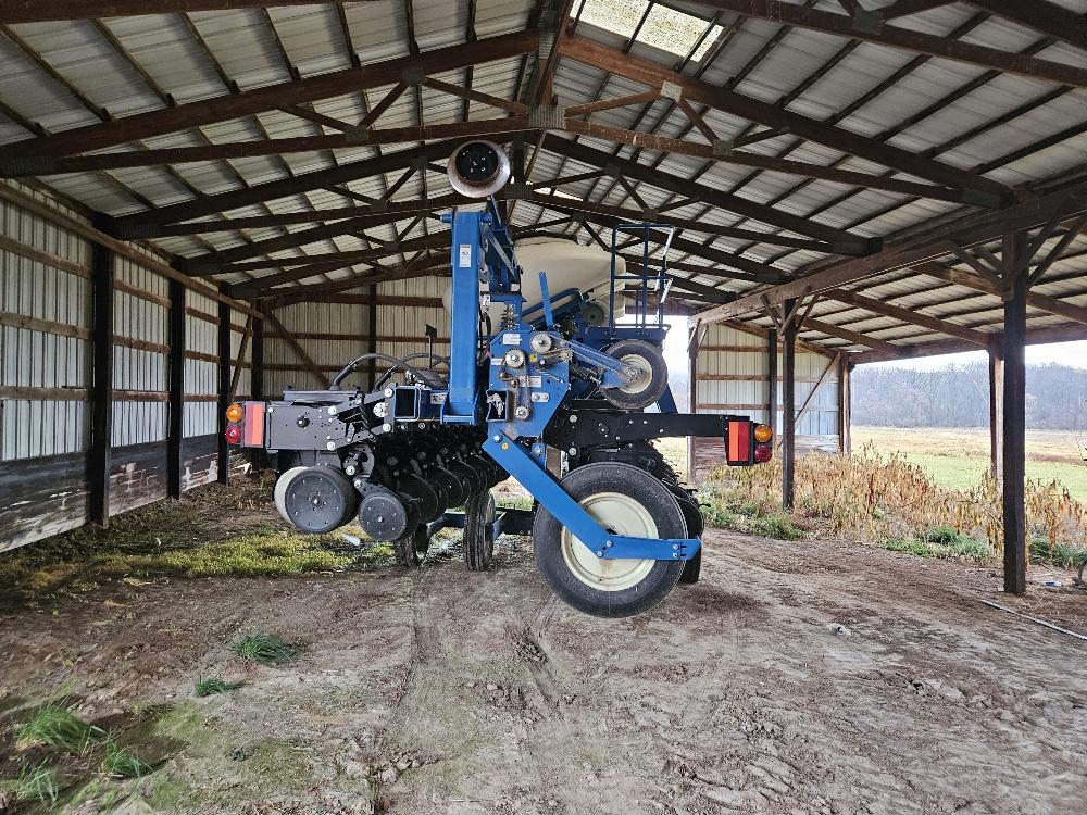 2021 Kinze 3605 Image