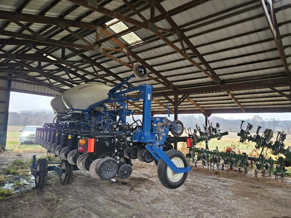 2021 Kinze 3605 Image