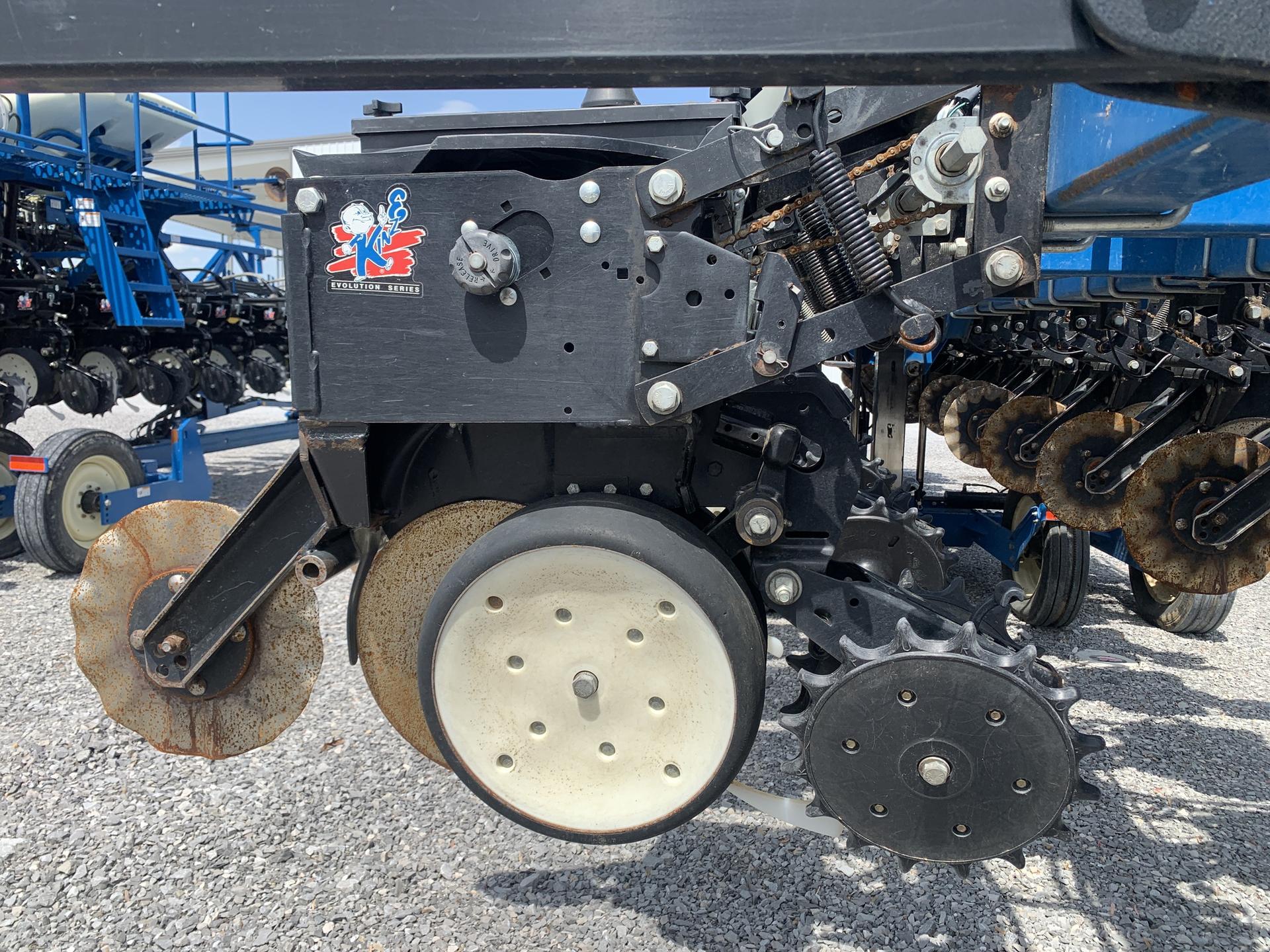 2014 Kinze 3600 Image
