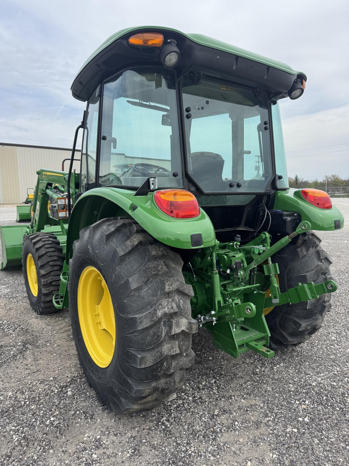 2024 John Deere 5075E Image