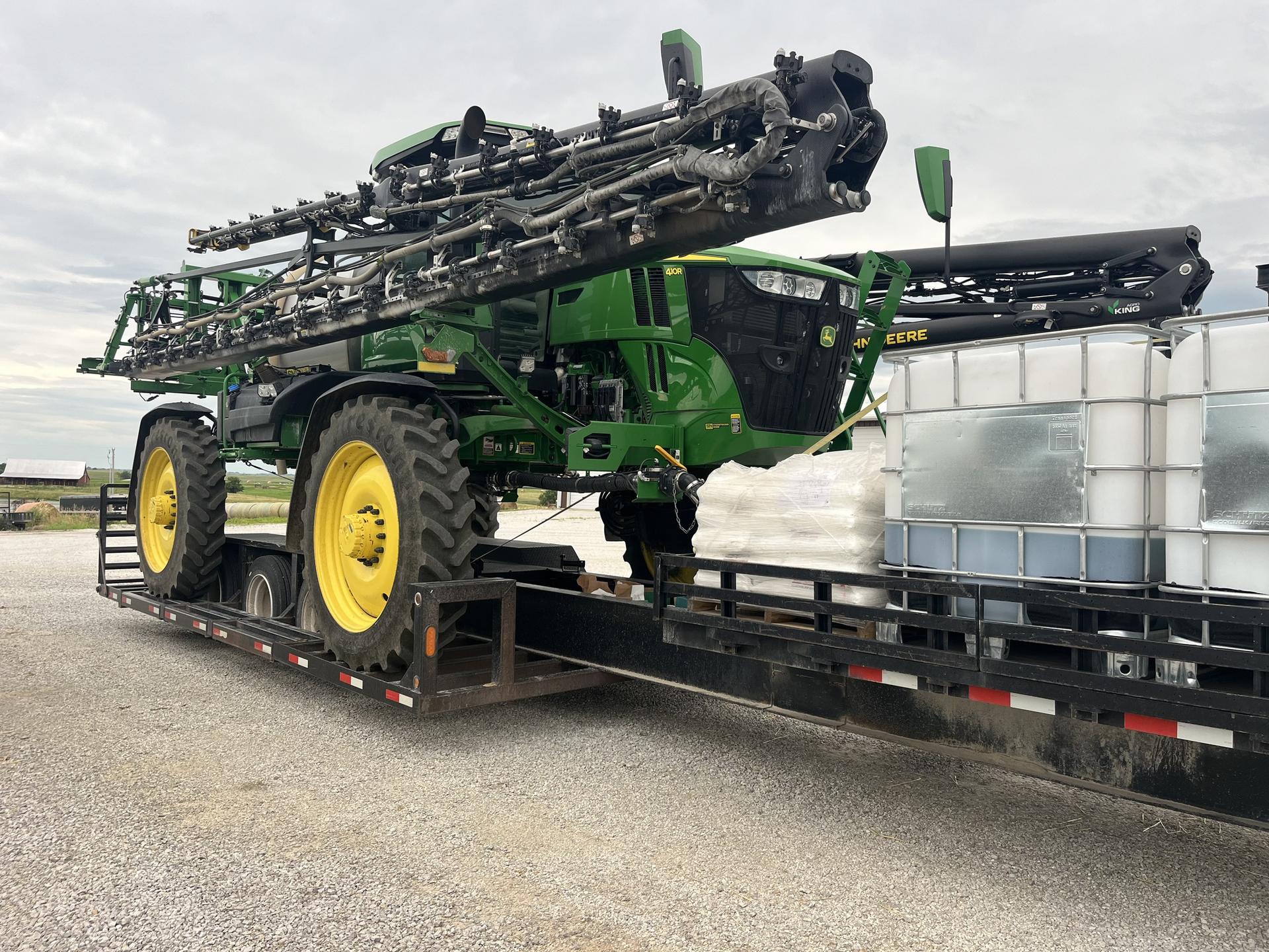 2022 John Deere 410R Image
