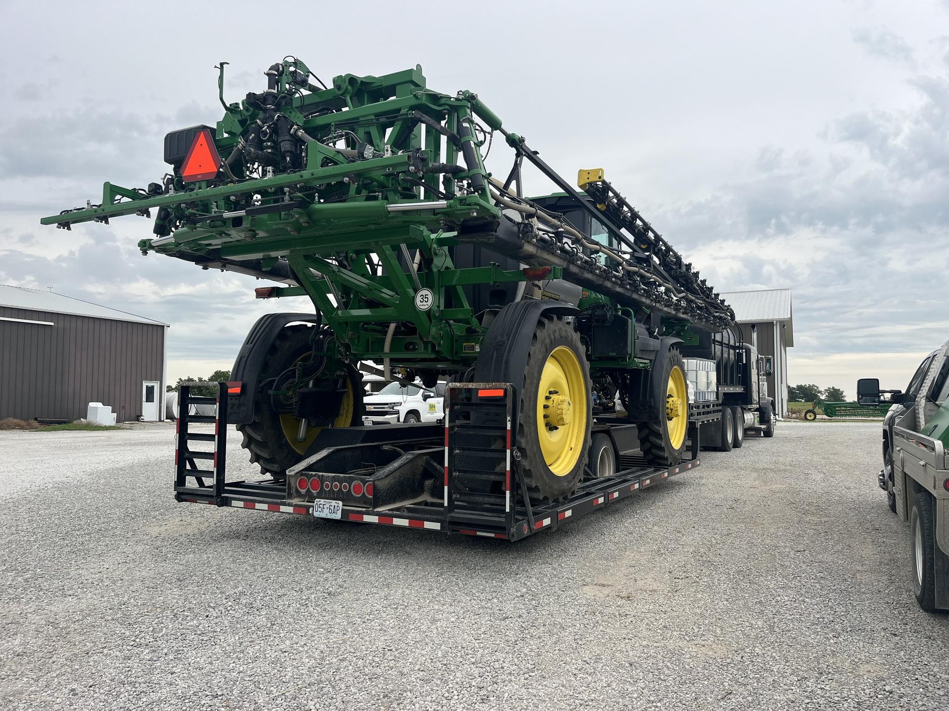 2022 John Deere 410R Image