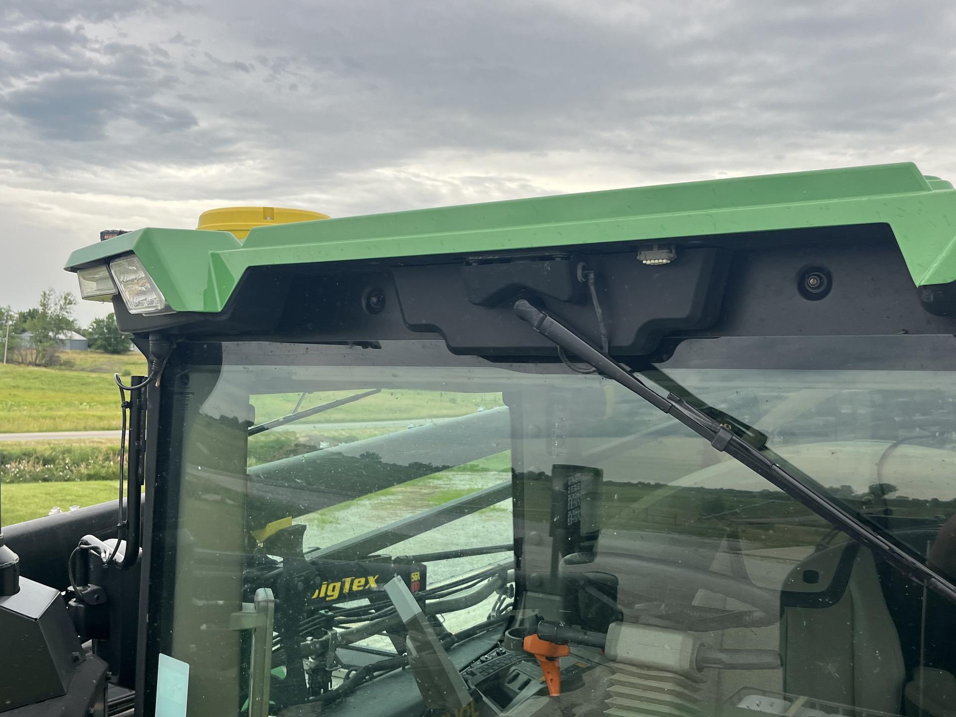 2022 John Deere 410R Image