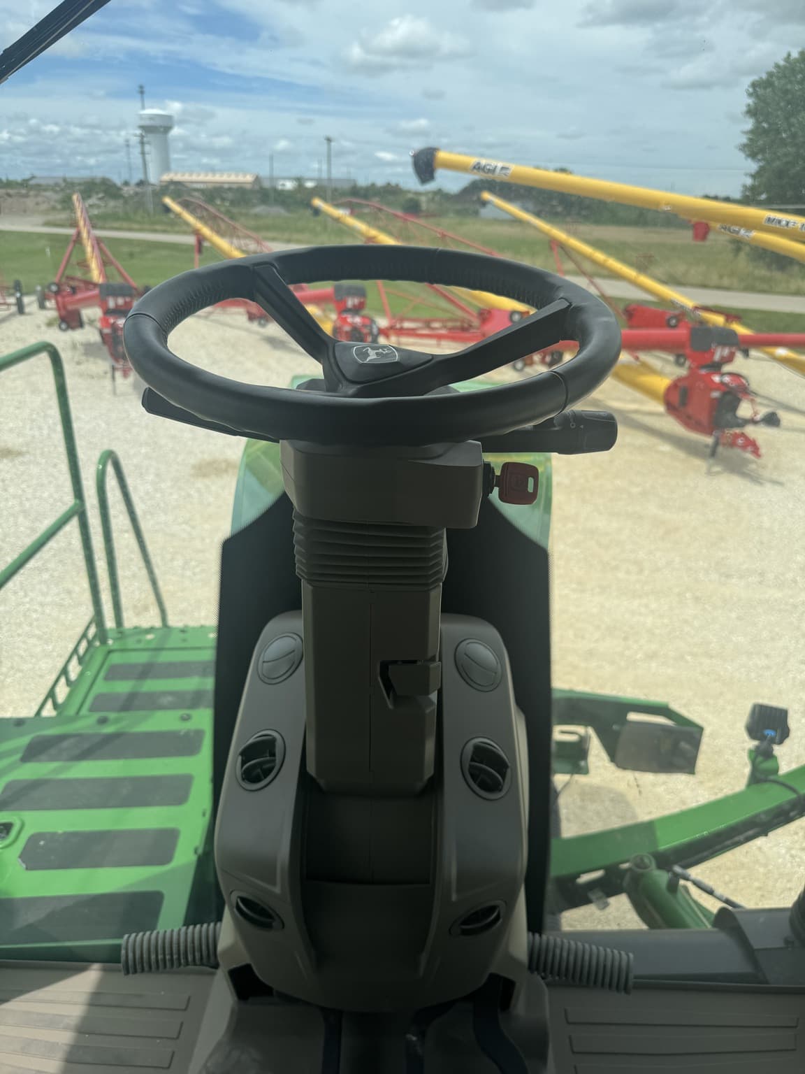 2022 John Deere 410R Image