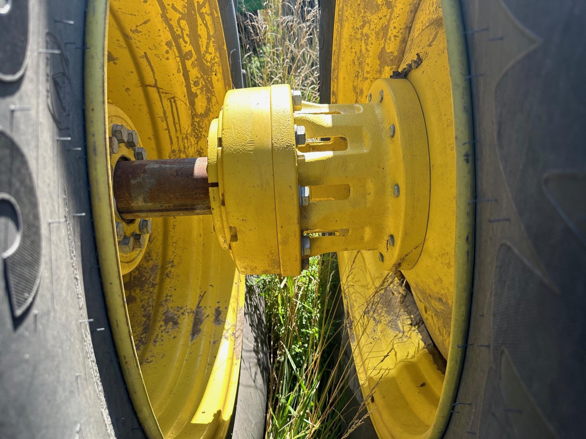 2018 John Deere 9520R Image