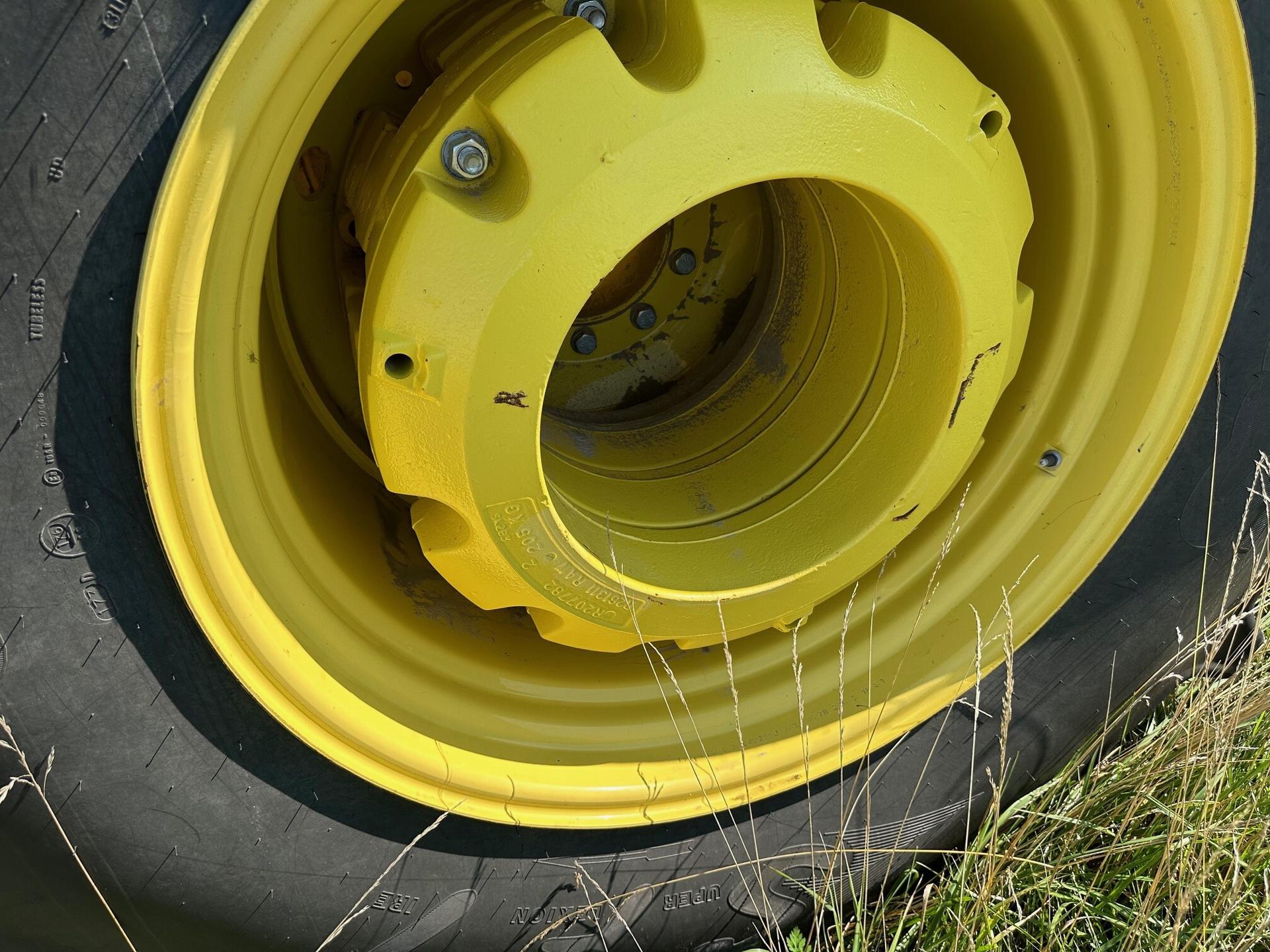 2018 John Deere 9520R Image