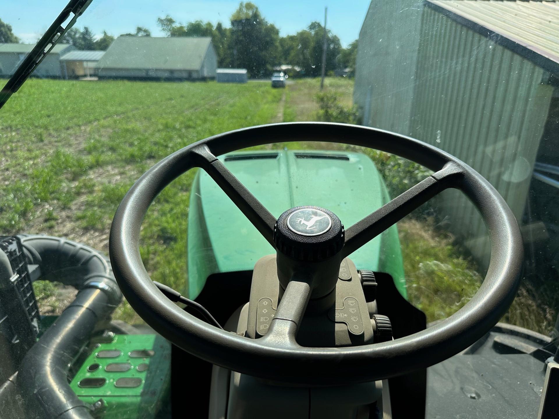 2018 John Deere 9520R Image