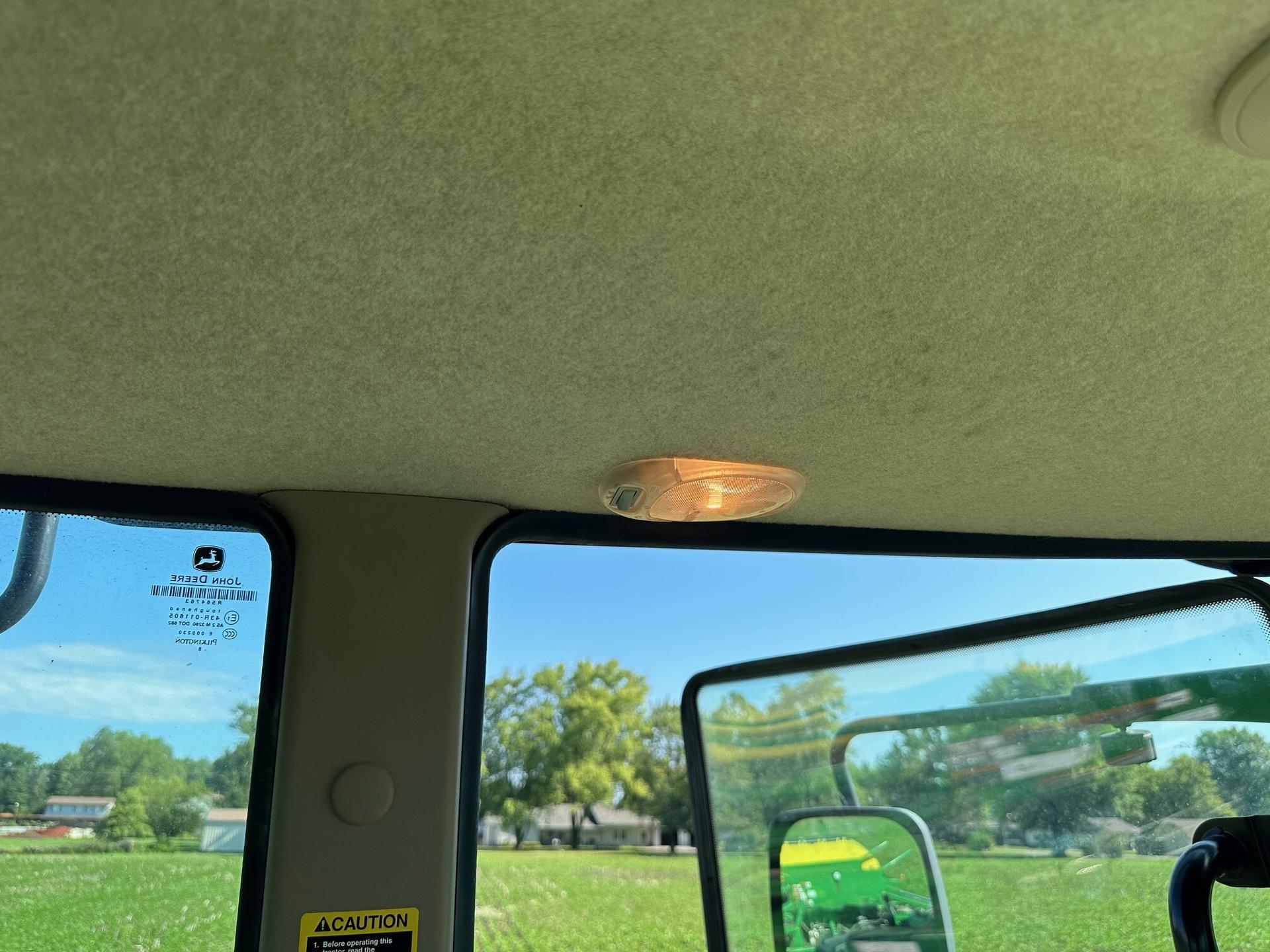 2018 John Deere 9520R Image
