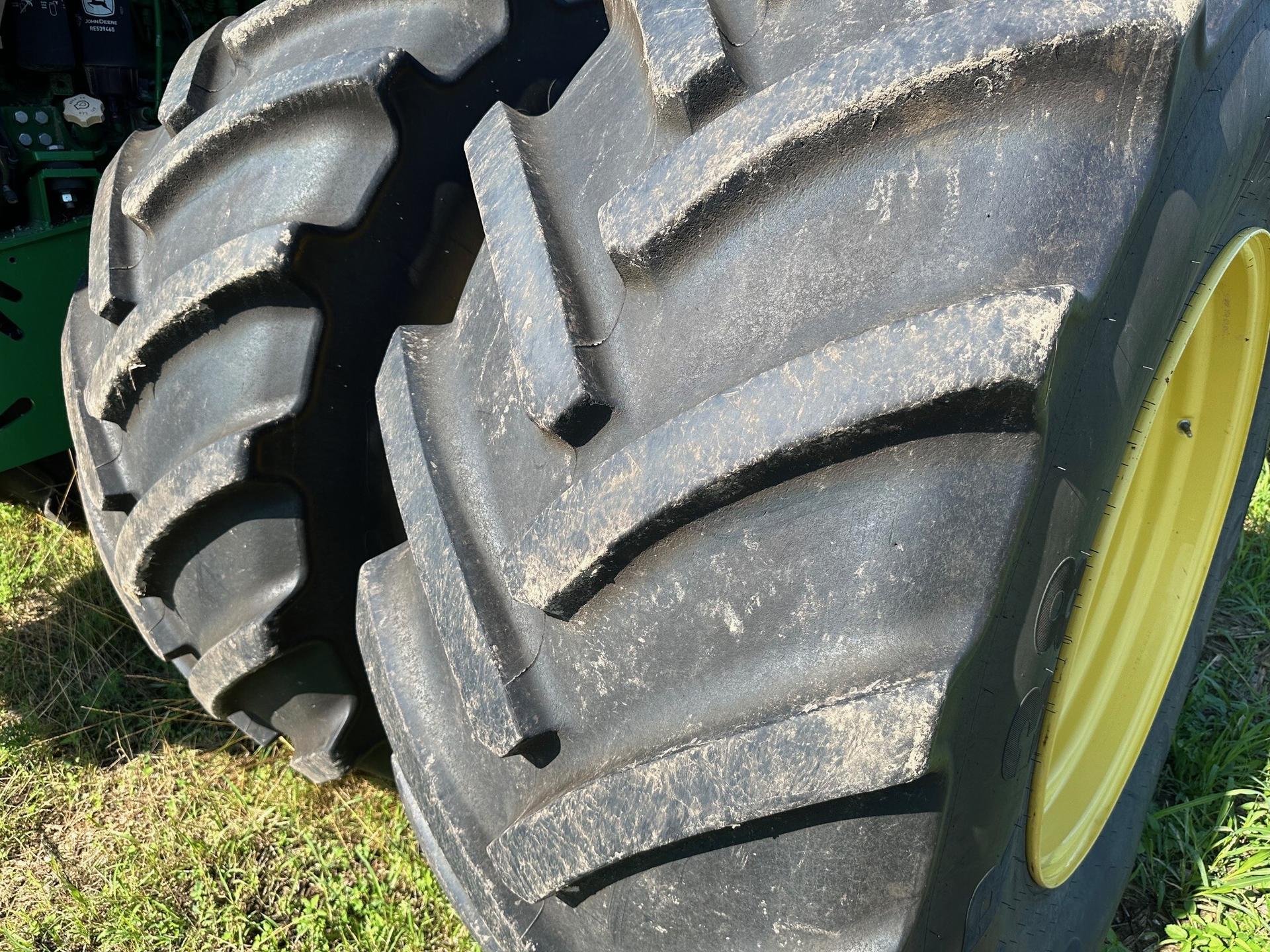 2018 John Deere 9520R Image