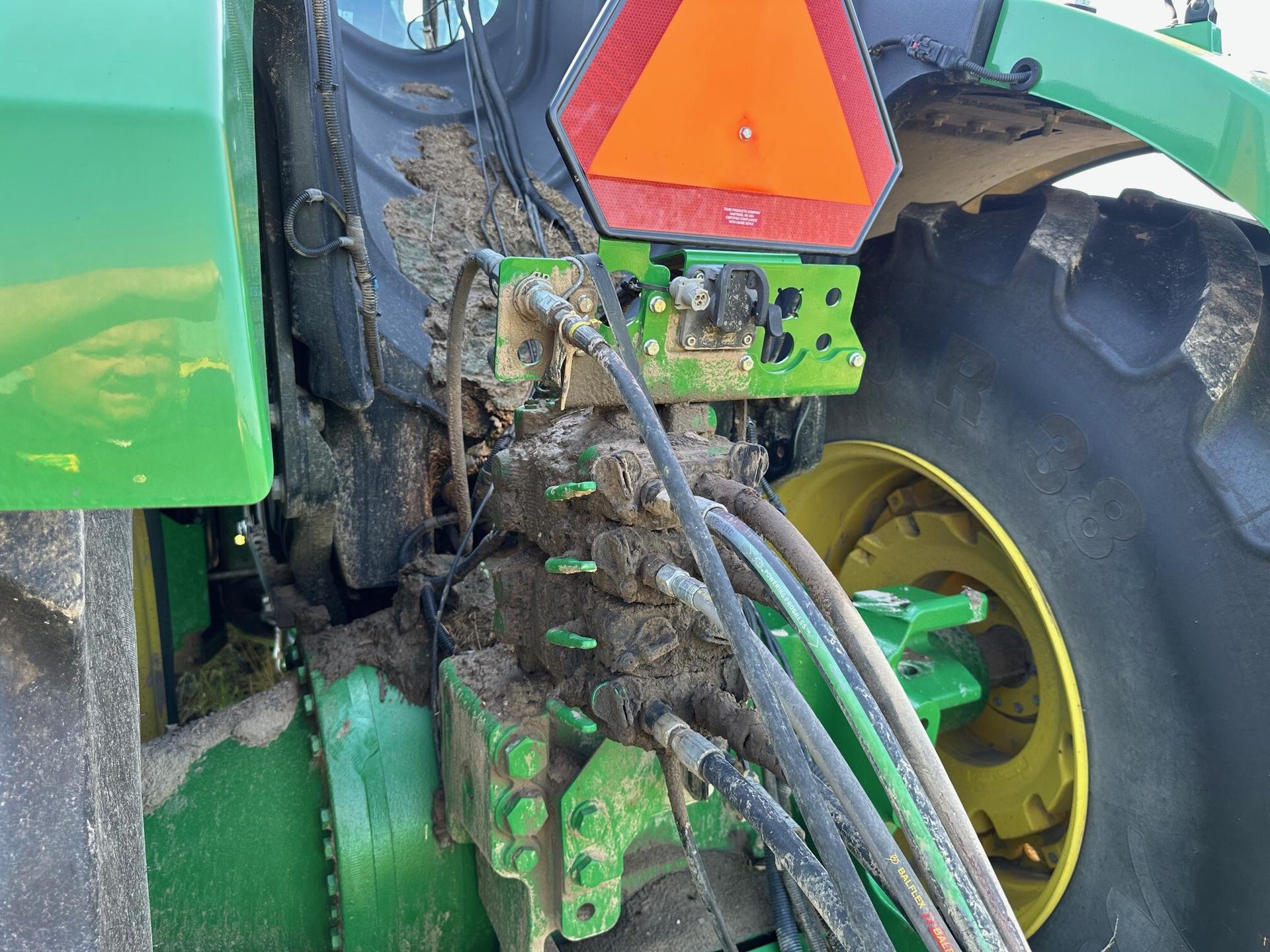2018 John Deere 9520R Image