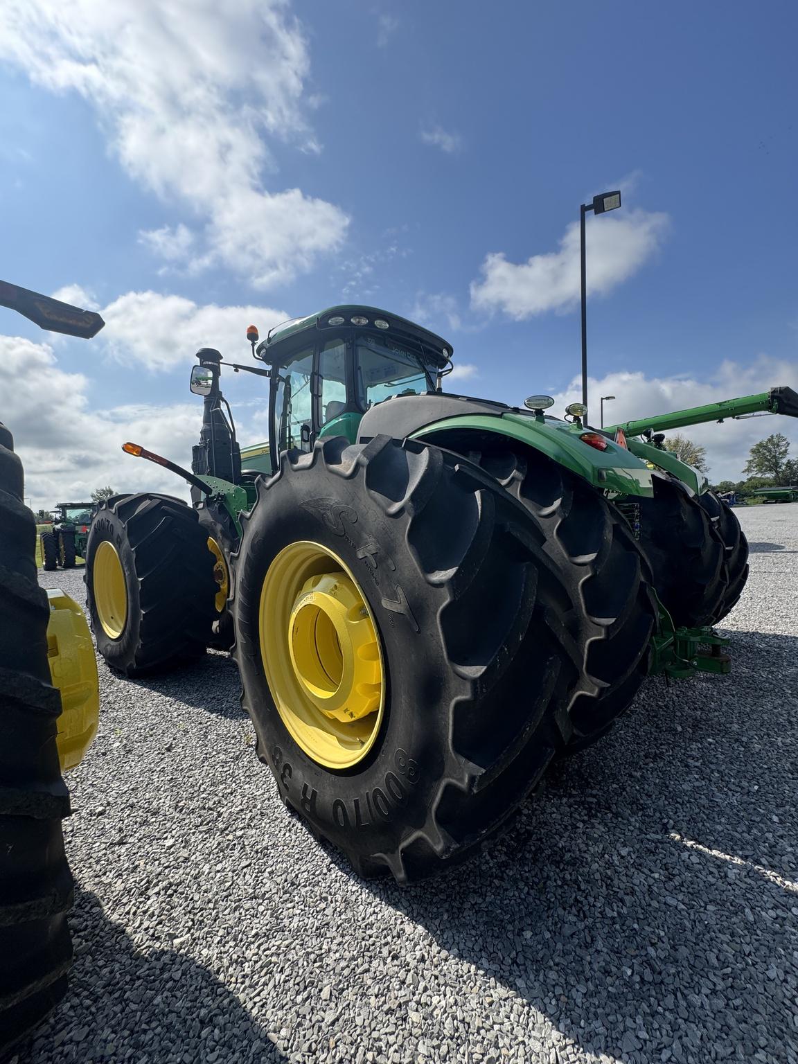 2018 John Deere 9520R Image