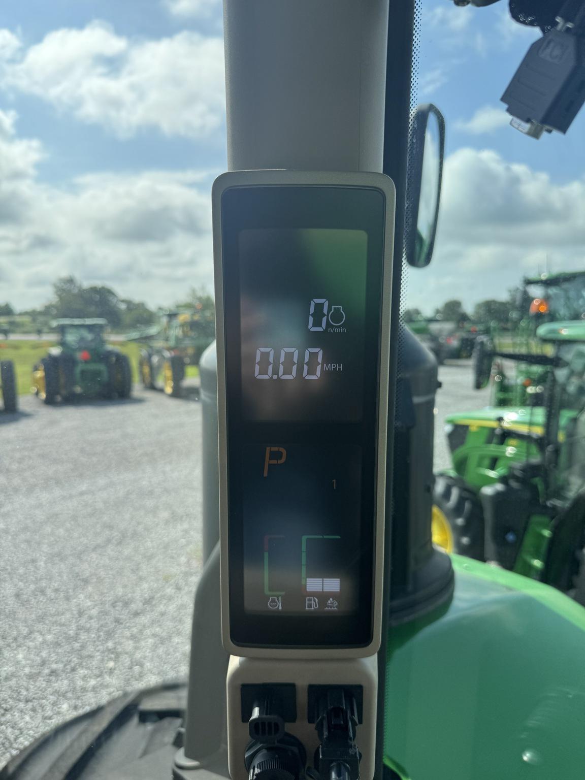 2018 John Deere 9520R Image