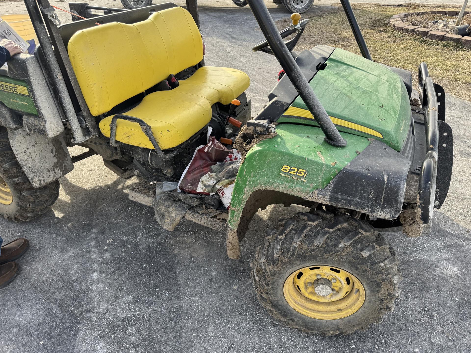 2017 John Deere XUV 825i Image