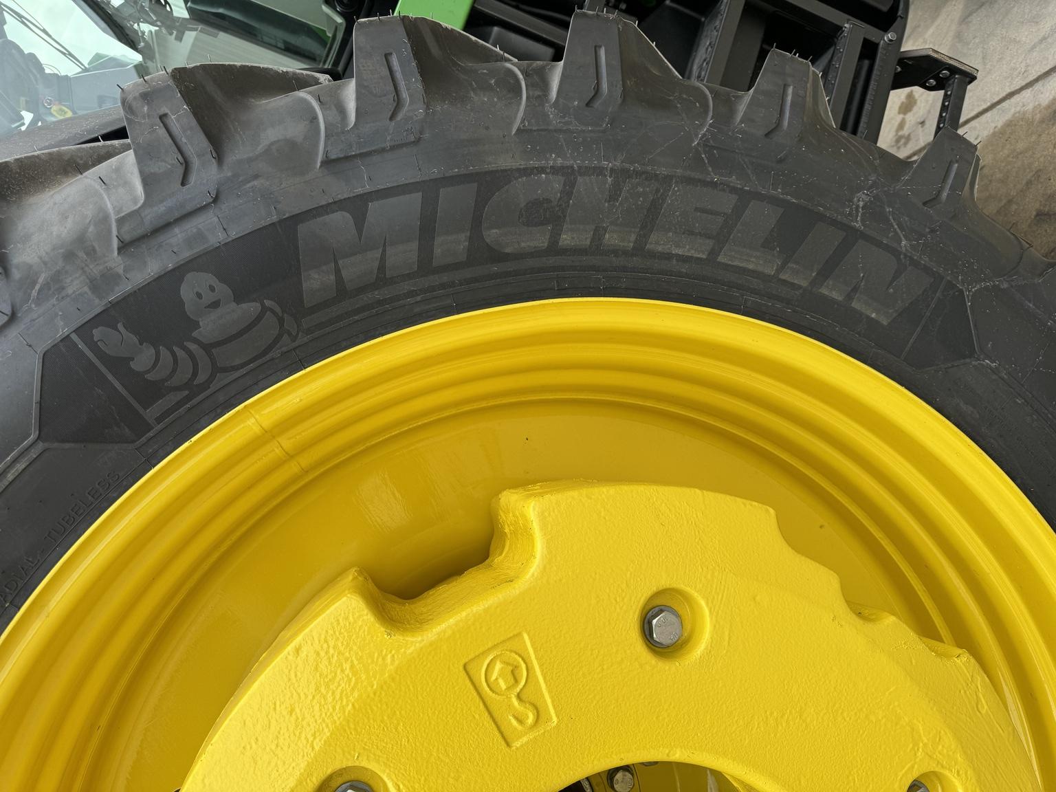 2024 John Deere 8R 310 Image
