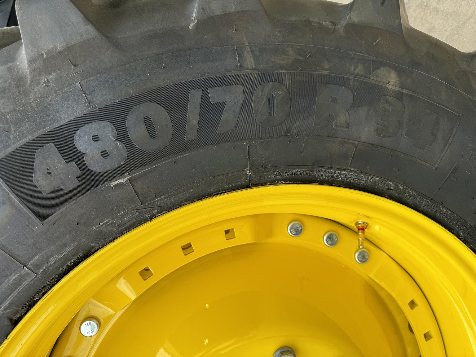 2024 John Deere 8R 310 Image