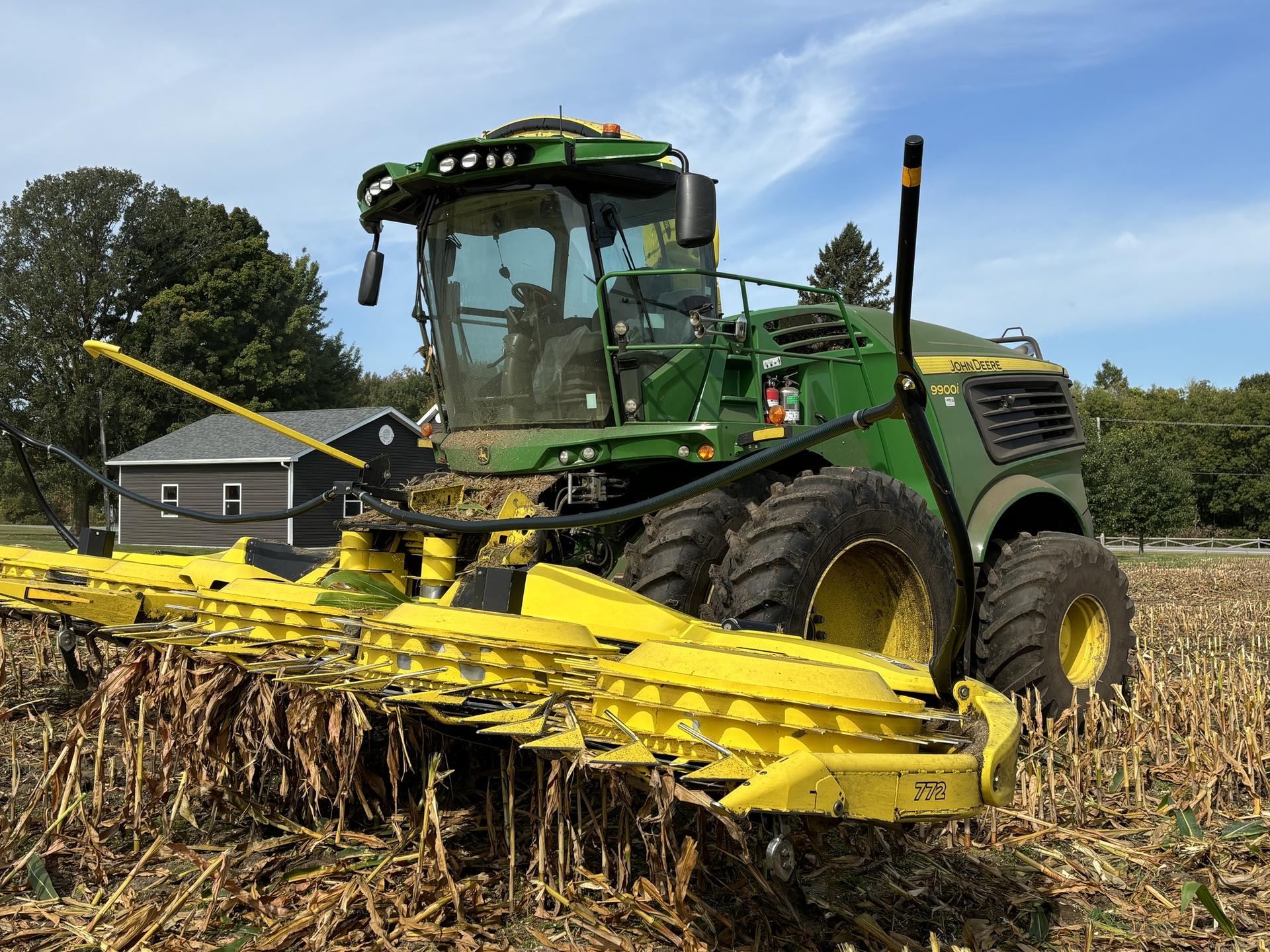 2023 John Deere 9900 Image