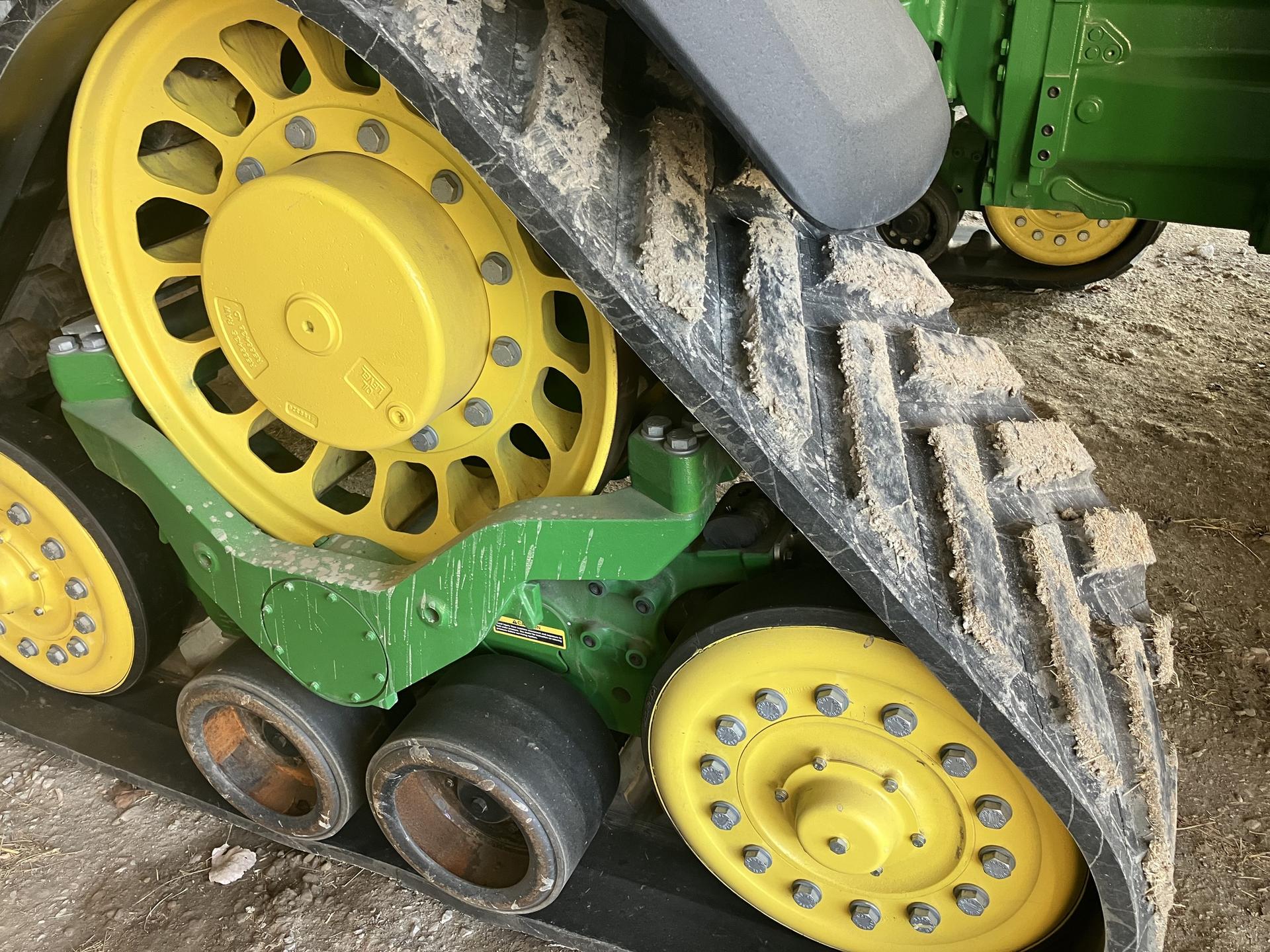 2020 John Deere 8RX 410 Image