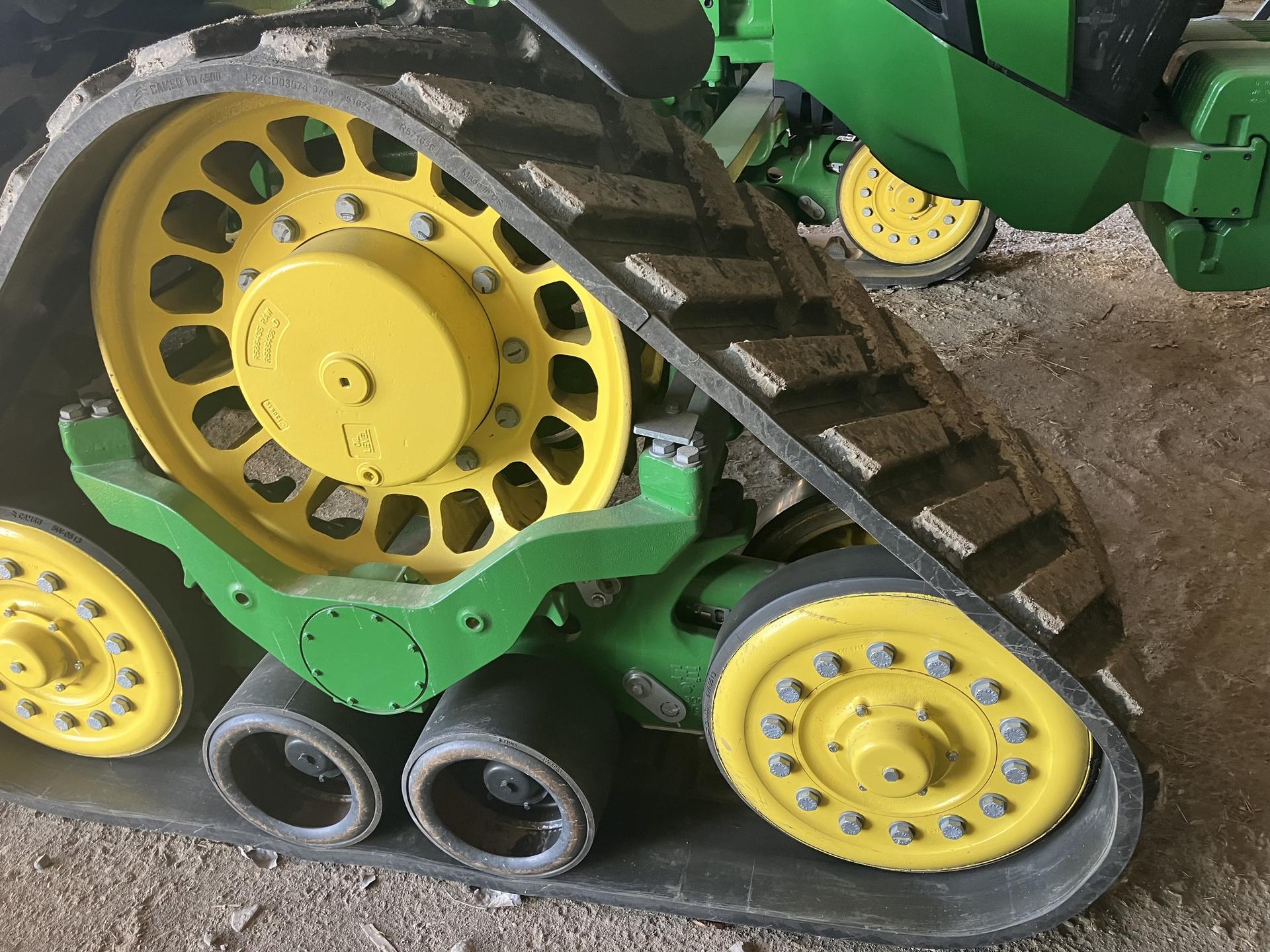 2020 John Deere 8RX 410 Image