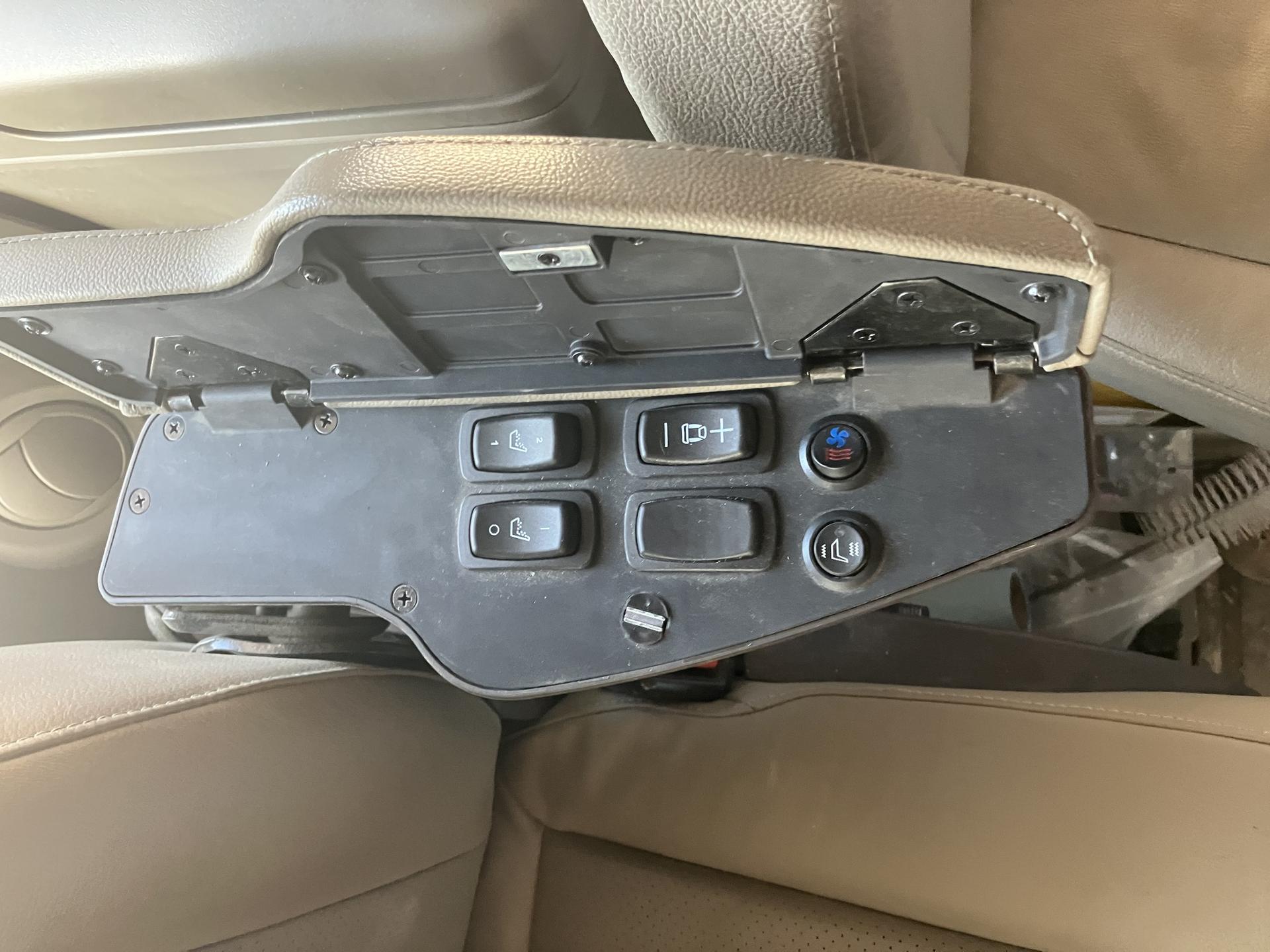 2020 John Deere 8RX 410 Image