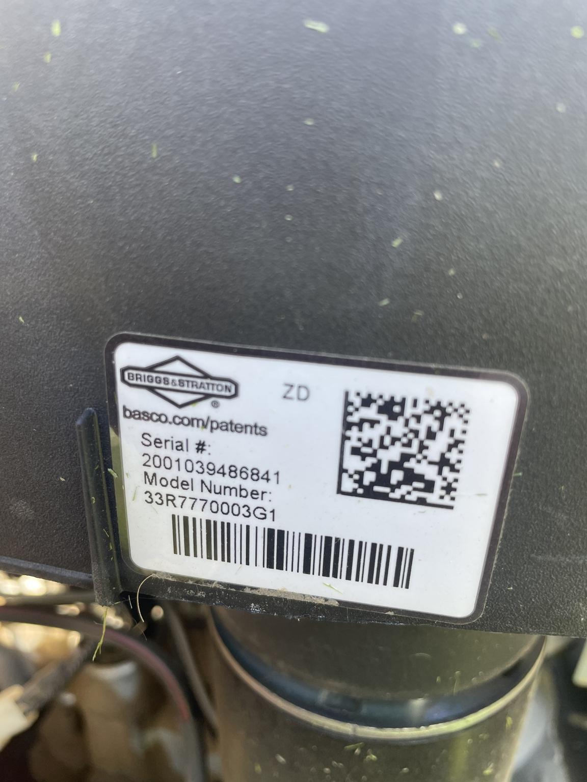 Husqvarna YTH18542 Image