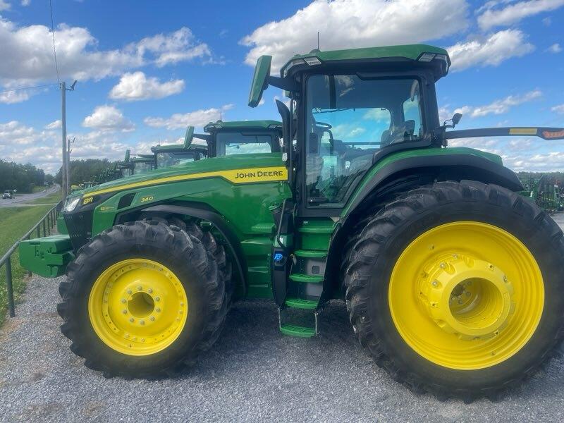 2024 John Deere 8R 340 Image
