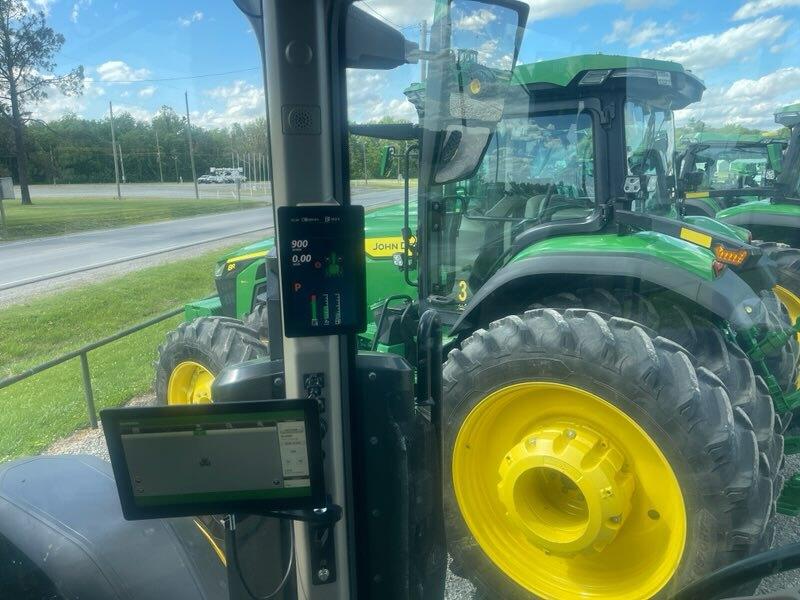 2024 John Deere 8R 340 Image