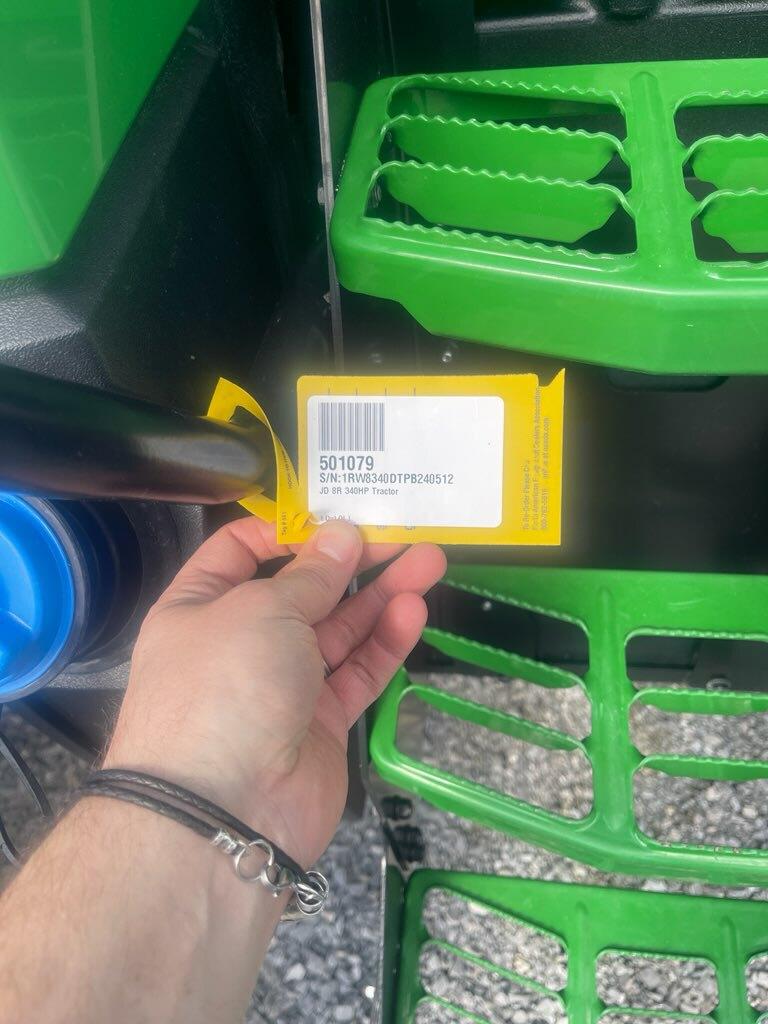 2024 John Deere 8R 340 Image