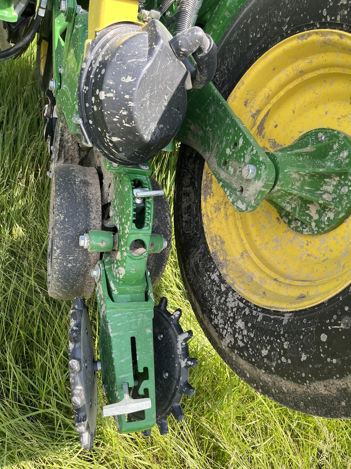 2024 John Deere 1775NT Image