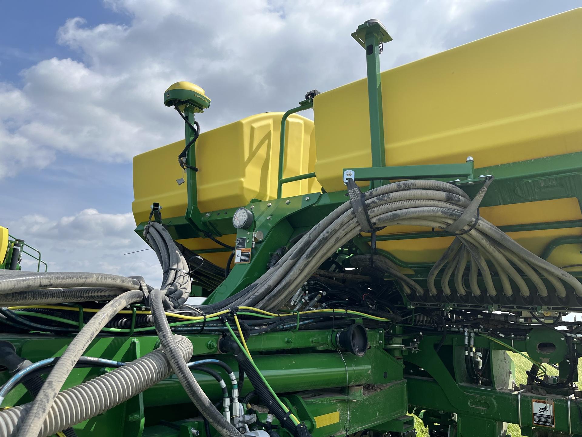 2024 John Deere 1775NT Image