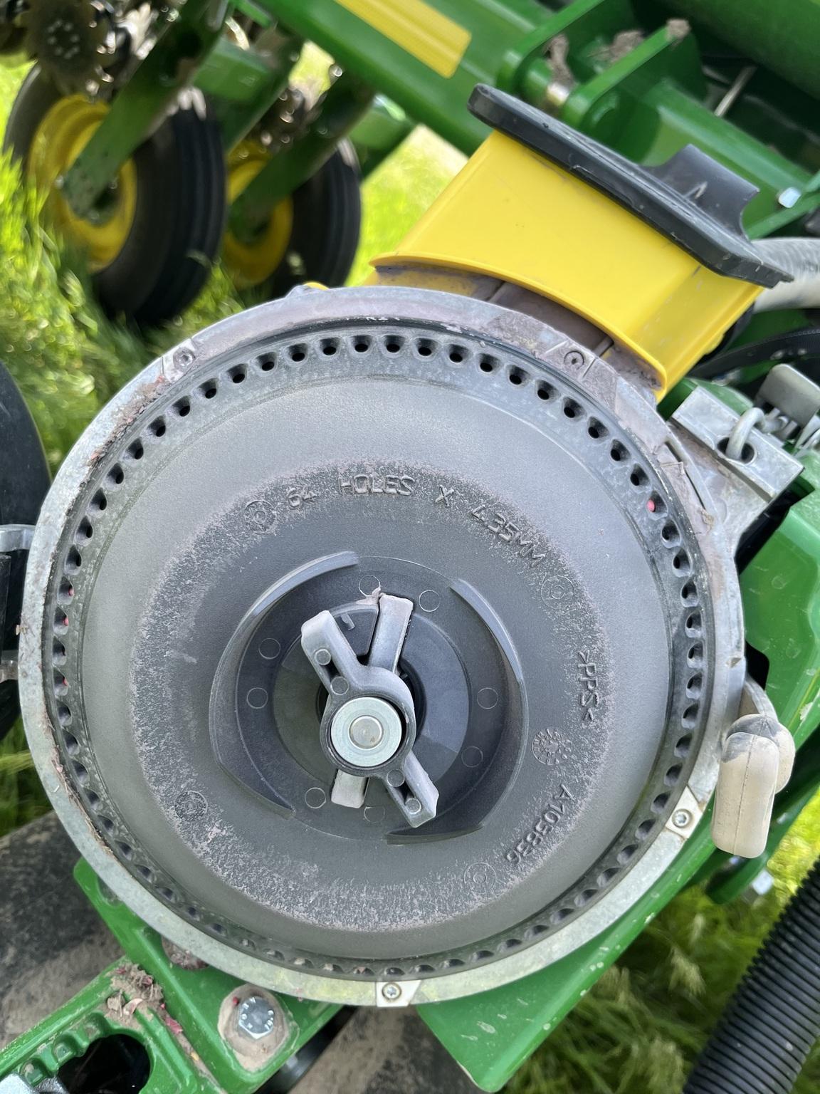 2024 John Deere 1775NT Image