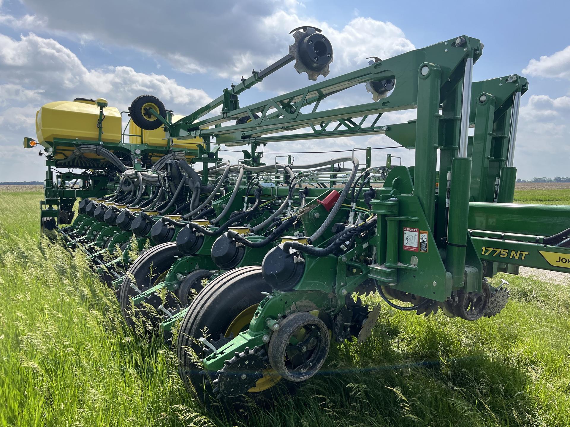 2024 John Deere 1775NT Image