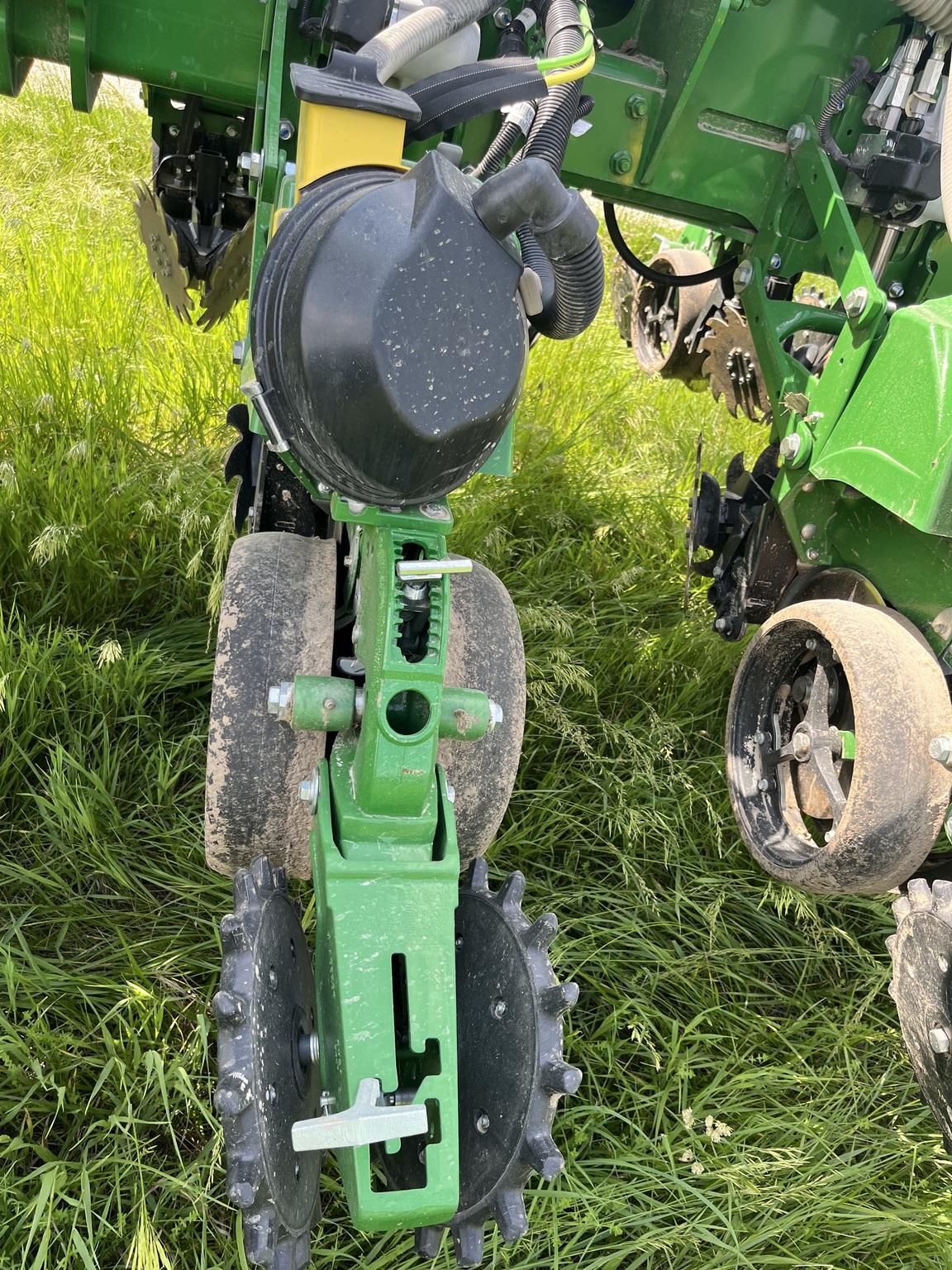 2024 John Deere 1775NT Image