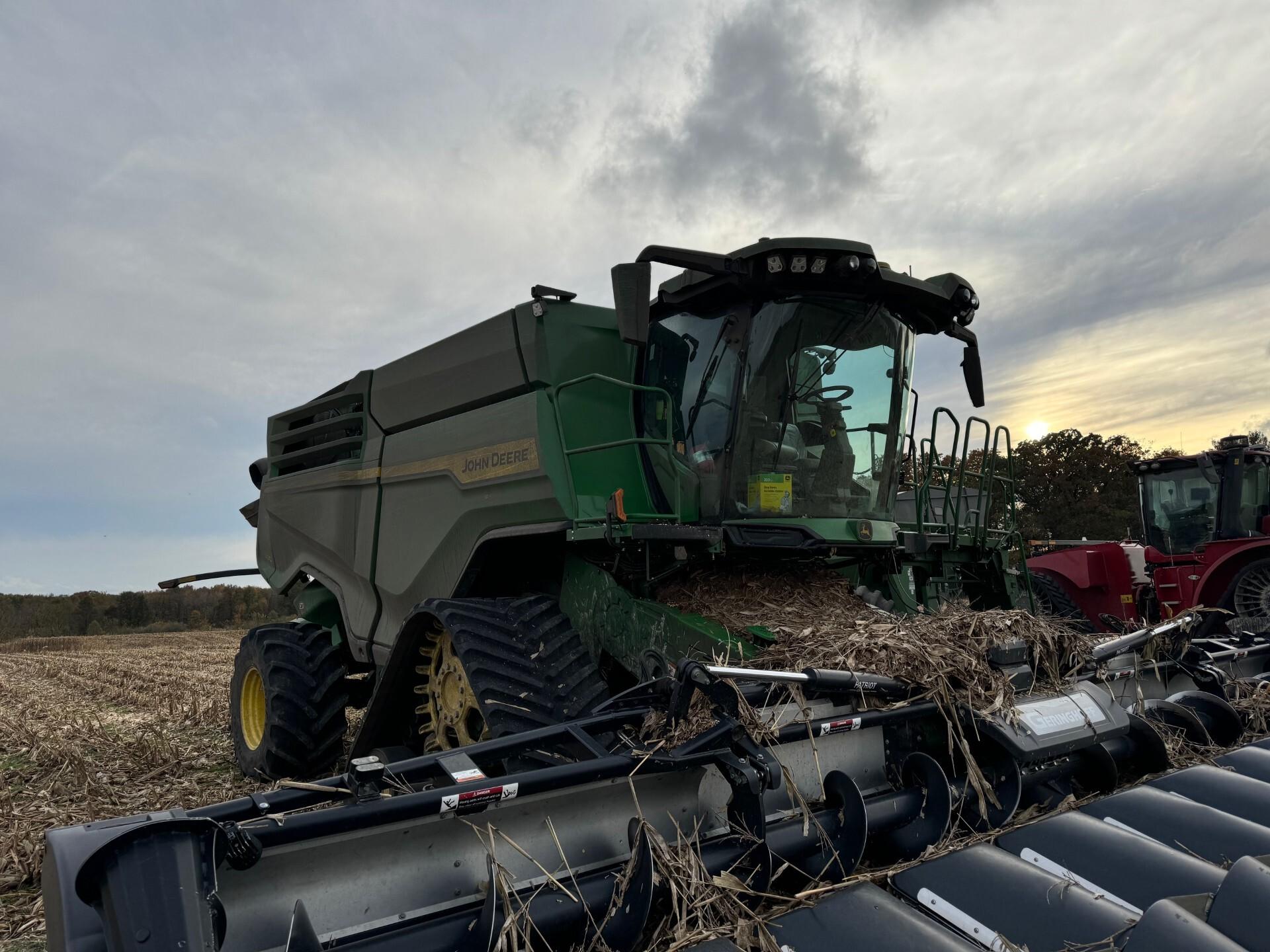 2023 John Deere X9 1100 Image