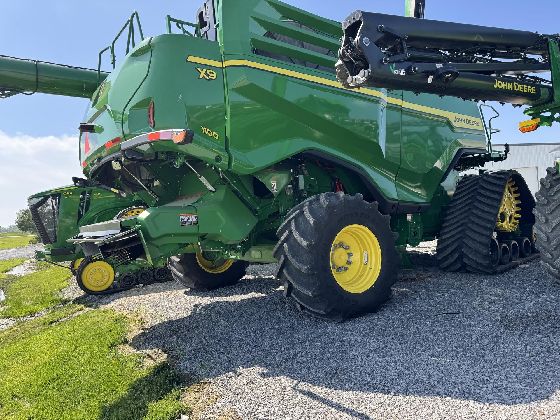 2023 John Deere X9 1100 Image