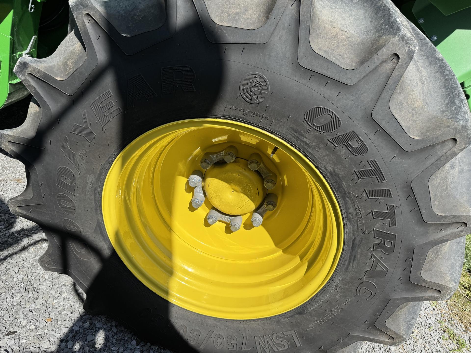 2023 John Deere X9 1100 Image