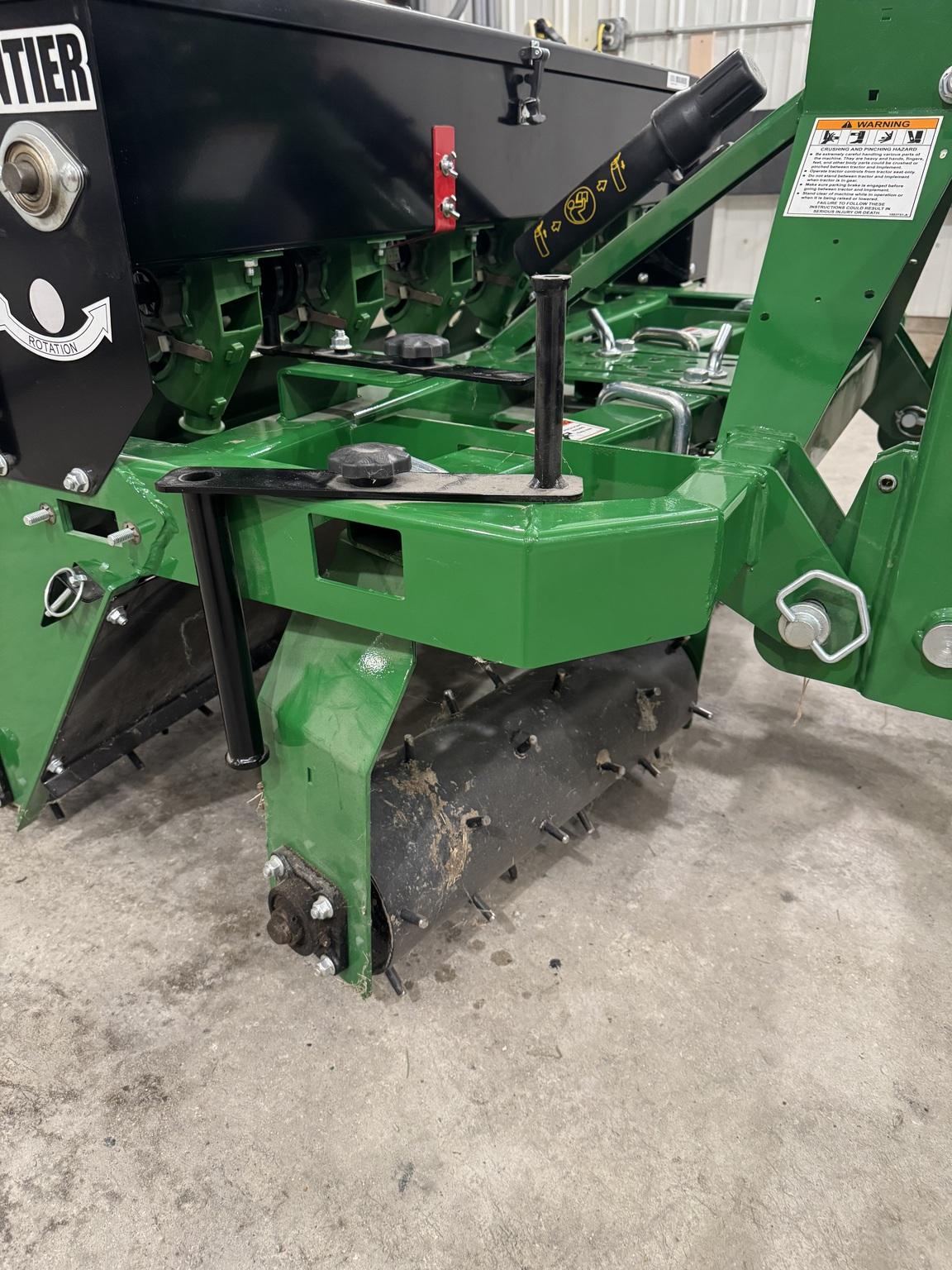 2022 Frontier GS1048L Image