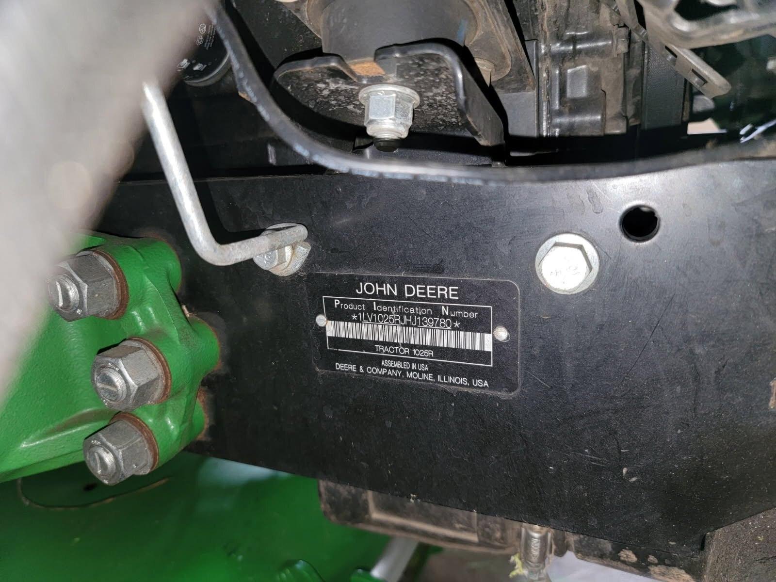 2017 John Deere 1025R Image