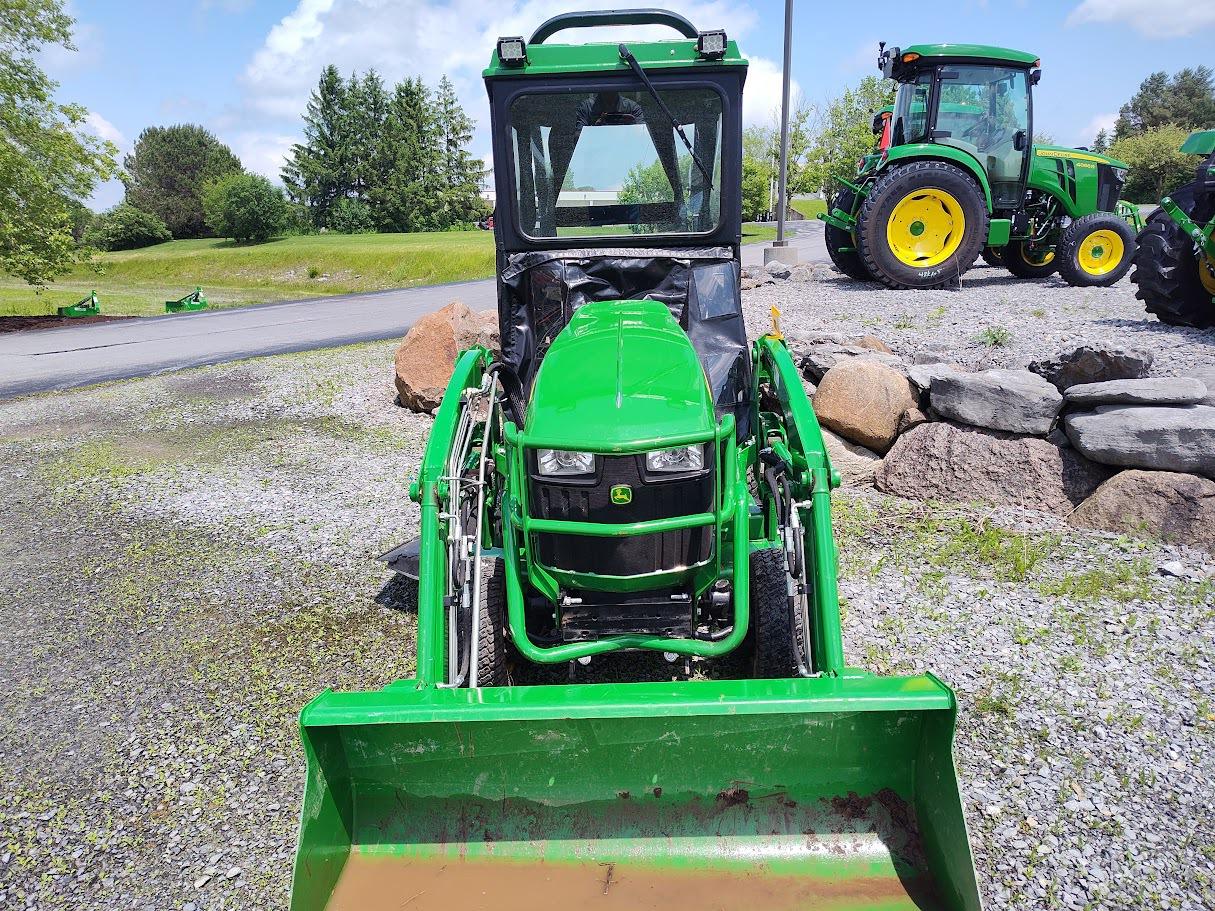 2017 John Deere 1025R Image