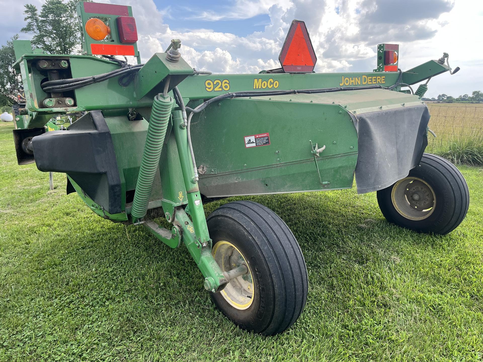 2004 John Deere 926 Image