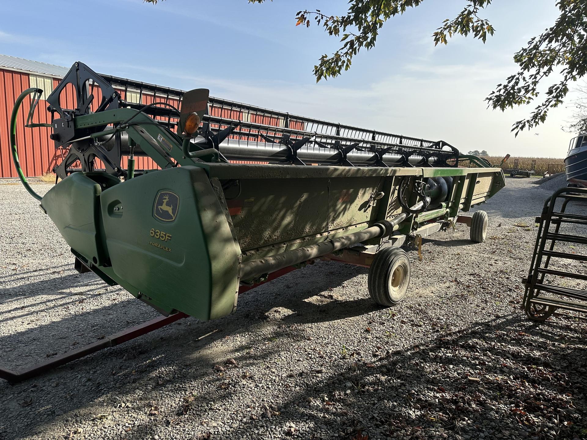 2012 John Deere 635F Image