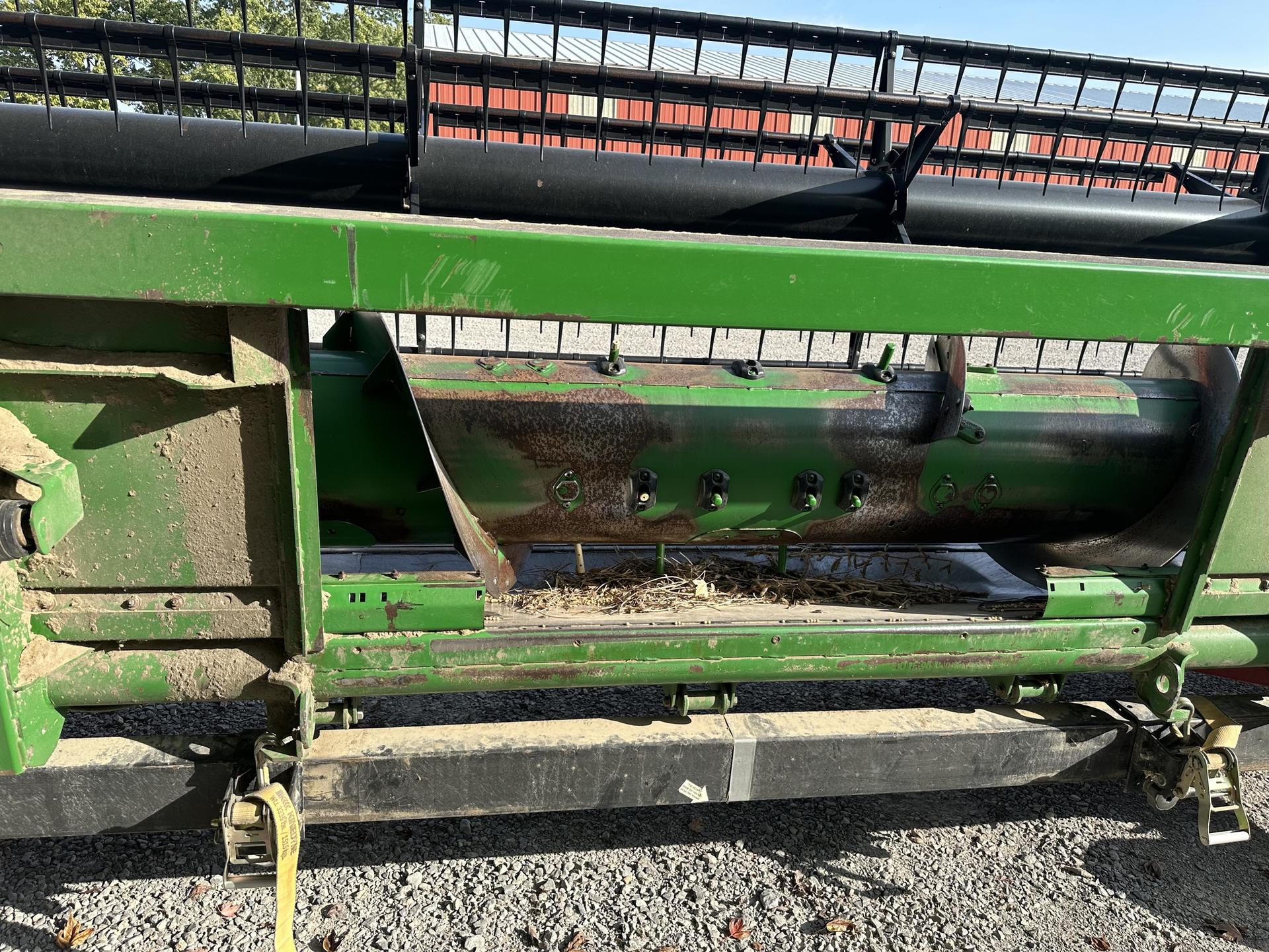 2012 John Deere 635F Image