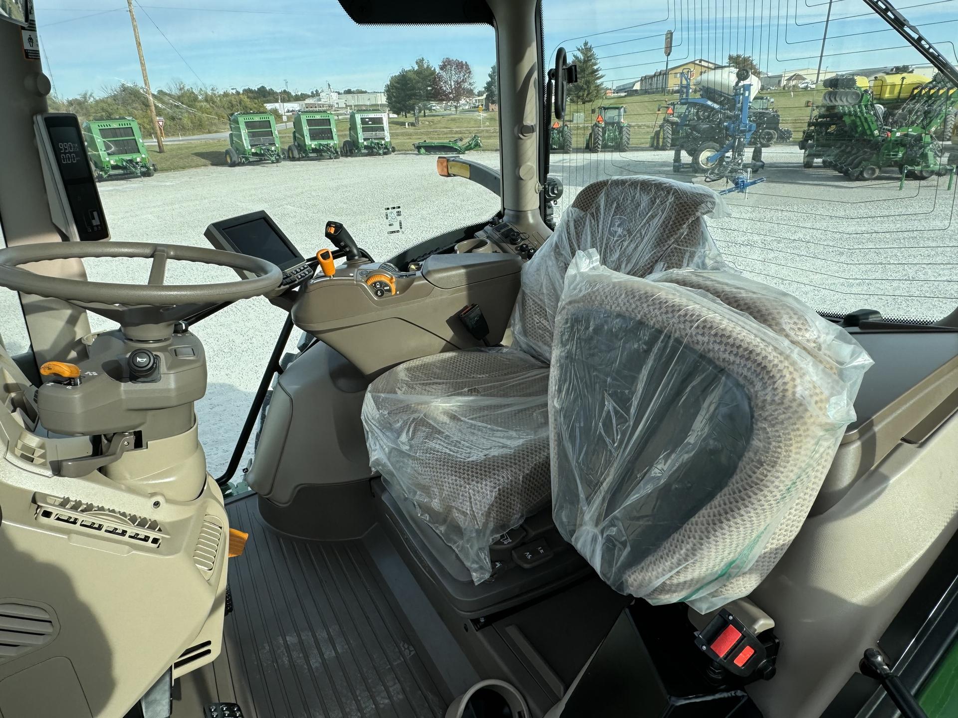 2023 John Deere 6R 155 Image