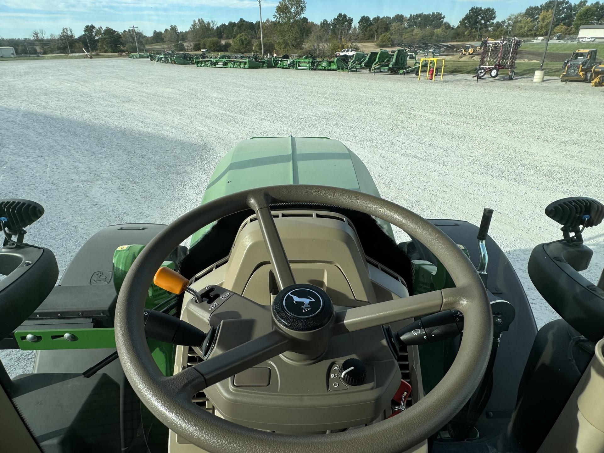 2023 John Deere 6R 155 Image